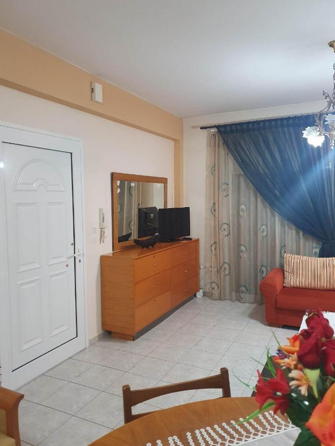 Elle Apartment By Alp Hospitality Services Nea Kallikrateia Luaran gambar